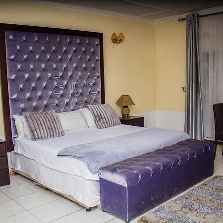 Rugems Executive Lodge Lusaka Dış mekan fotoğraf