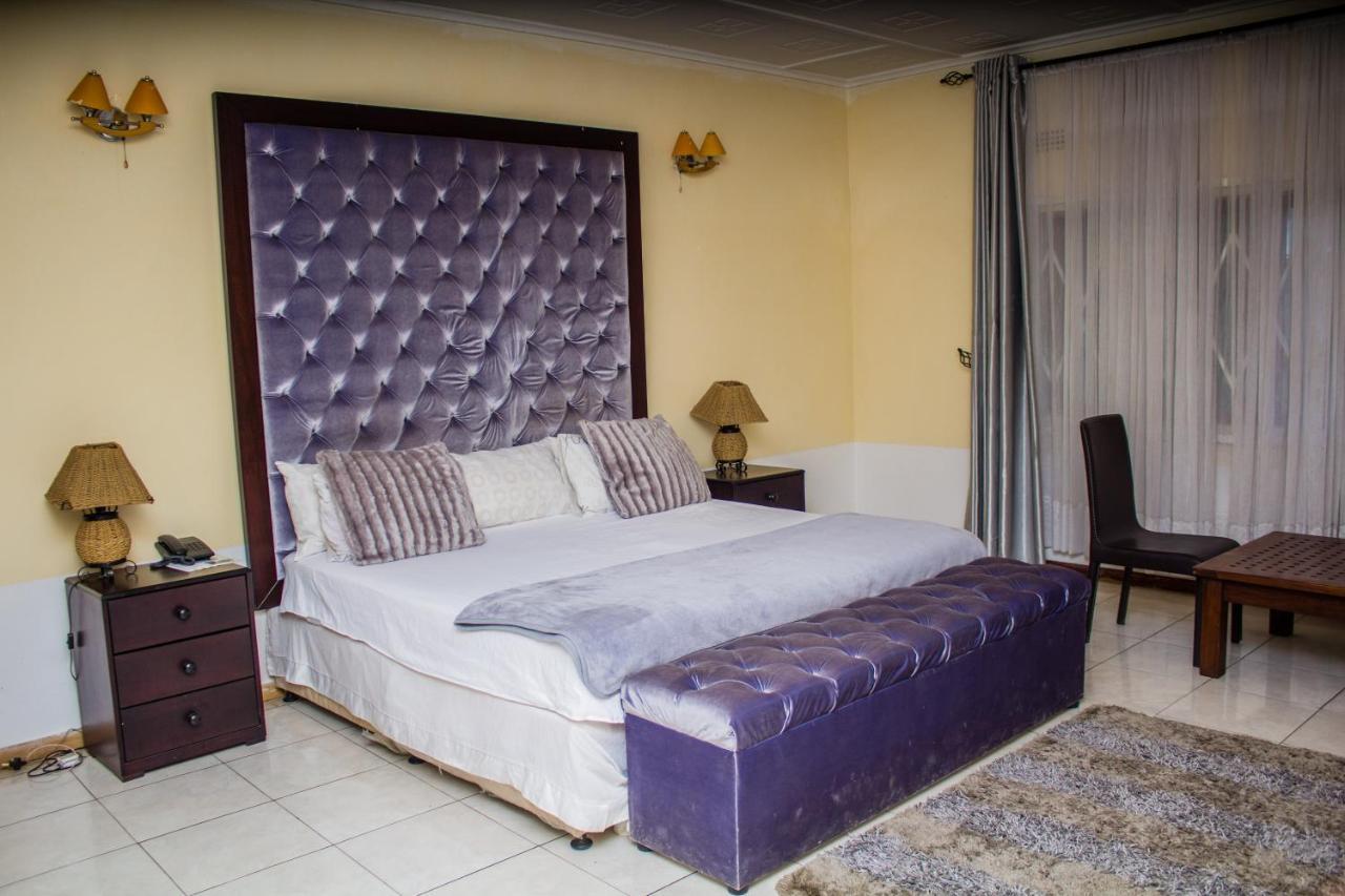 Rugems Executive Lodge Lusaka Dış mekan fotoğraf