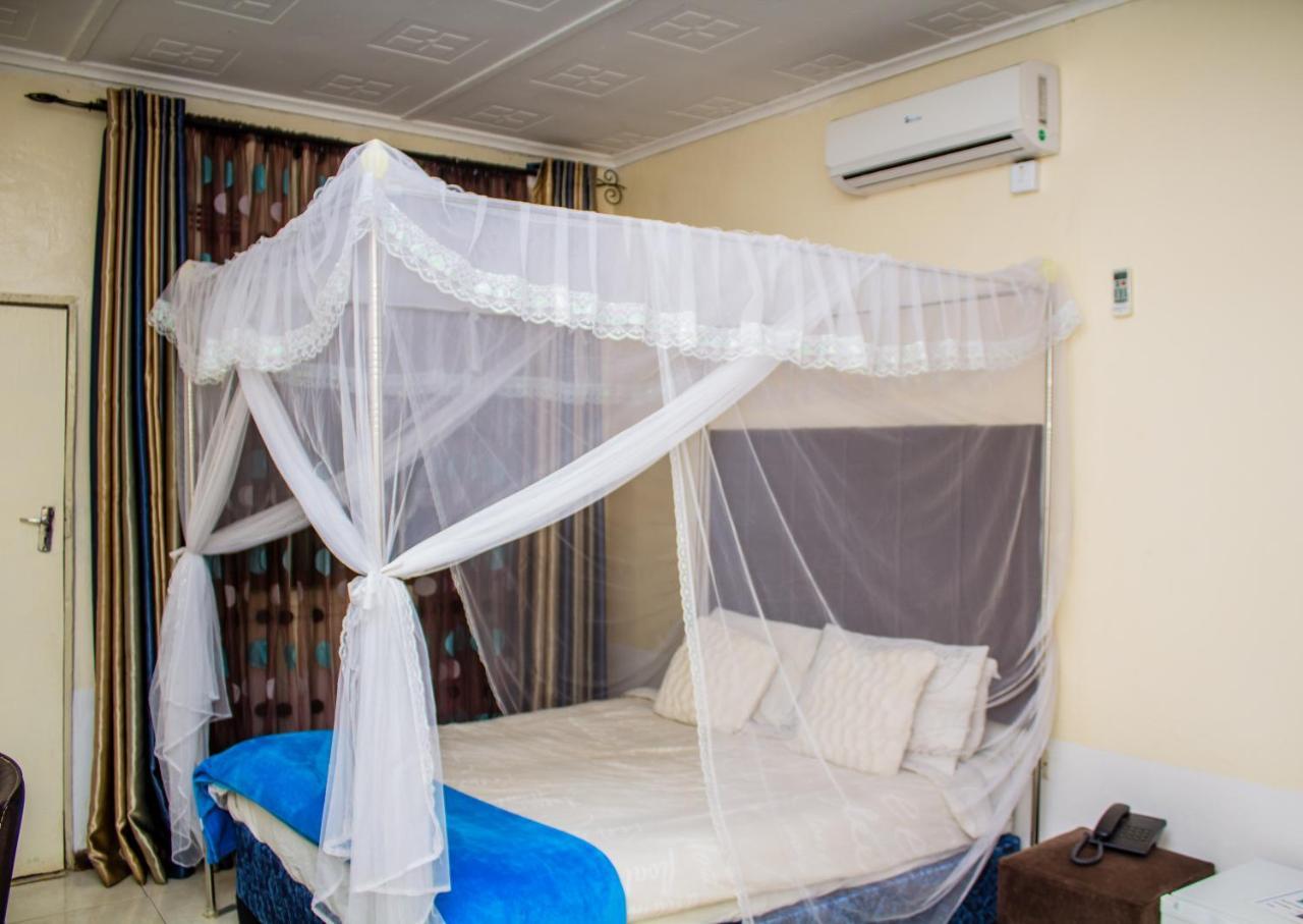 Rugems Executive Lodge Lusaka Dış mekan fotoğraf