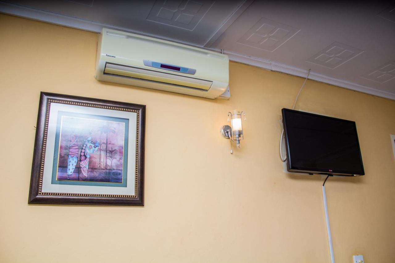 Rugems Executive Lodge Lusaka Dış mekan fotoğraf