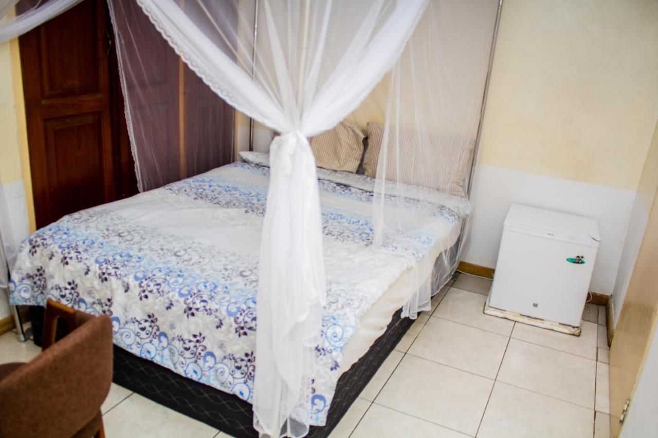 Rugems Executive Lodge Lusaka Dış mekan fotoğraf